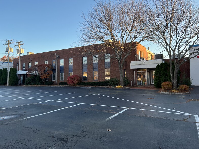 Primary Photo Of 250-260 Dodge Ave, East Haven Warehouse For Lease