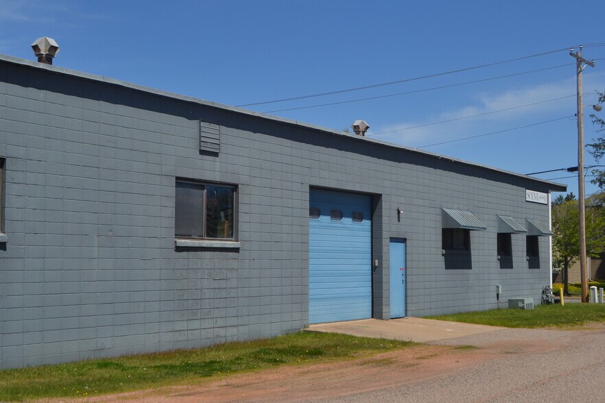 More Photos Of 2310 N 3rd St, Wausau Warehouse For Sale