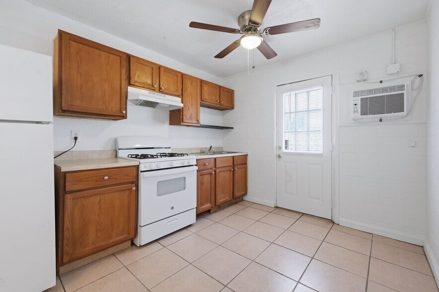 More Photos Of 1123 E Sierra Vista Dr, Phoenix Apartments For Sale