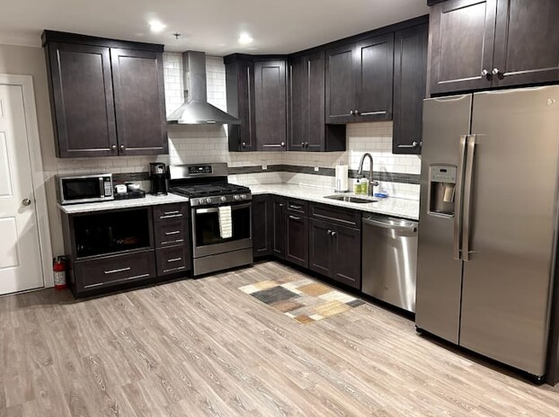 More Photos Of 453 Main St, Hyannis Freestanding For Sale