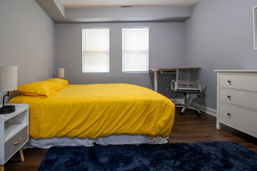 More Photos Of 2859 Denver St SE, Washington Apartments For Sale