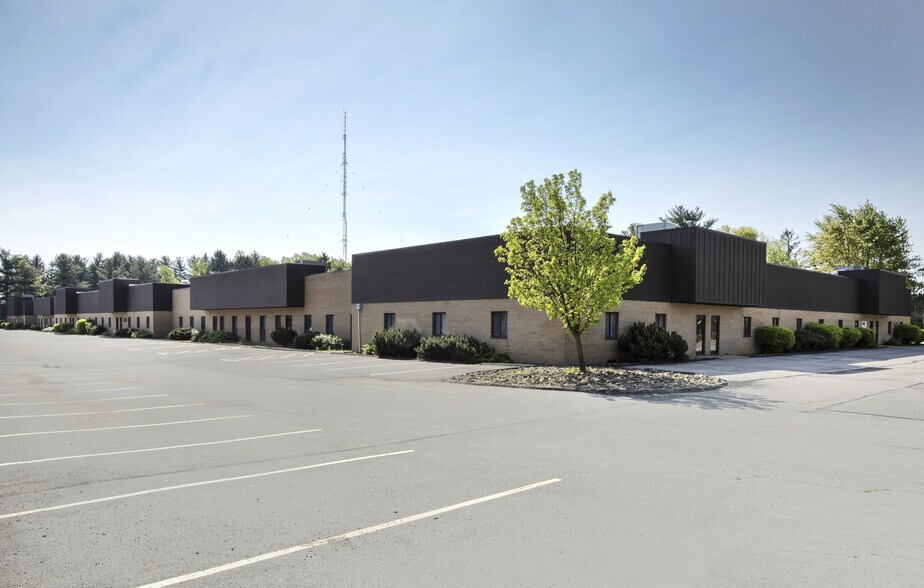 Primary Photo Of 8080 Snowville Rd, Brecksville Manufacturing For Lease