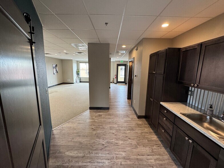 More Photos Of 102 E 1st St, Loveland Office For Lease