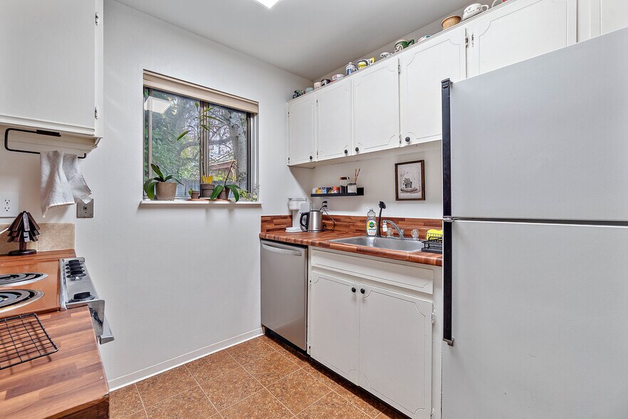 More Photos Of 816-818 SE Nehalem St, Portland Manufactured Housing Mobile Home Park For Sale