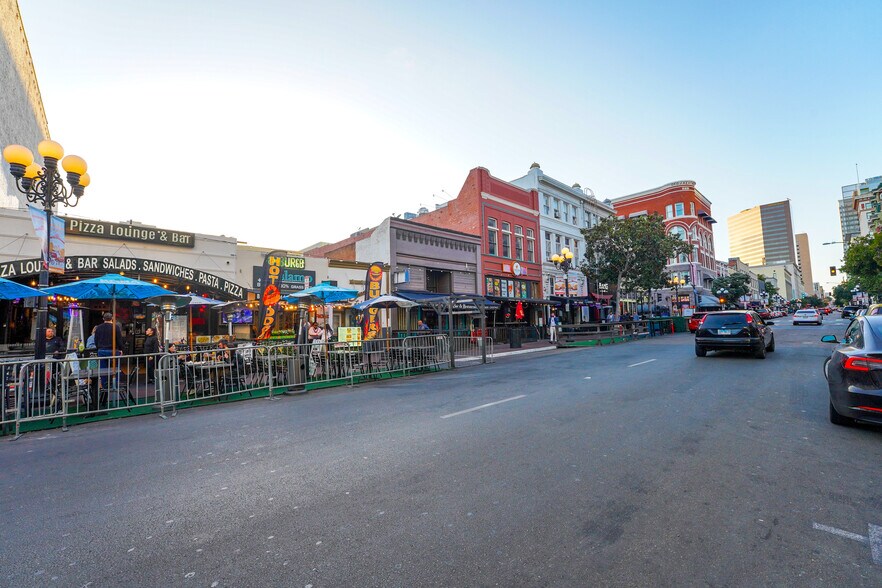 More Photos Of 748 5th Ave, San Diego Storefront For Sale