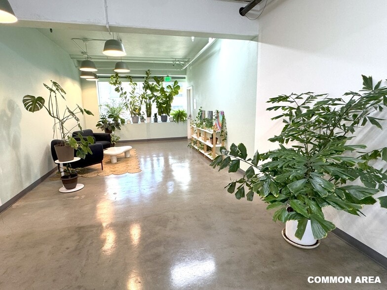 More Photos Of 210 E Olympic Blvd, Los Angeles Showroom For Lease
