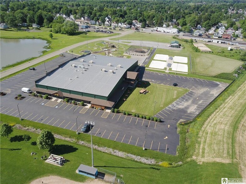 More Photos Of 800 E State St, Olean Sports And Entertainment For Sale