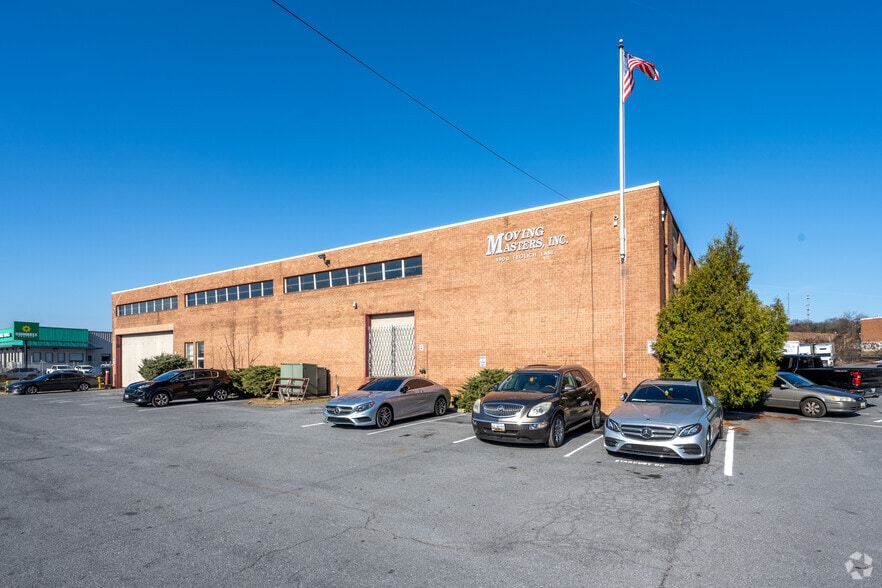 Primary Photo Of 4900 Frolich Ln, Hyattsville Warehouse For Lease