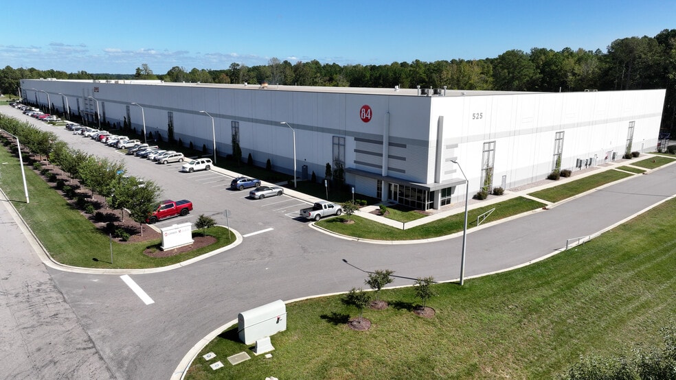 More Photos Of 7144 Deep River Rd, Sanford Industrial For Sale