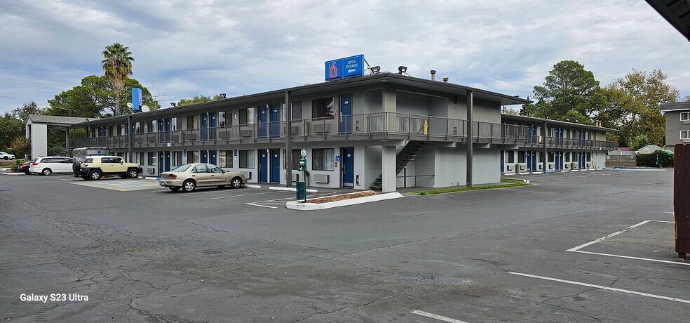 More Photos Of 665 Manzanita Ct, Chico Hotel For Sale