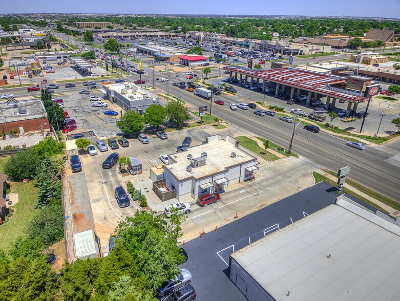 More Photos Of 10805 N May Ave, Oklahoma City Restaurant For Sale