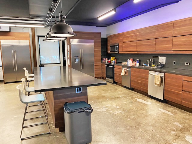 More Photos Of 14958 Ventura Blvd, Sherman Oaks Office For Lease