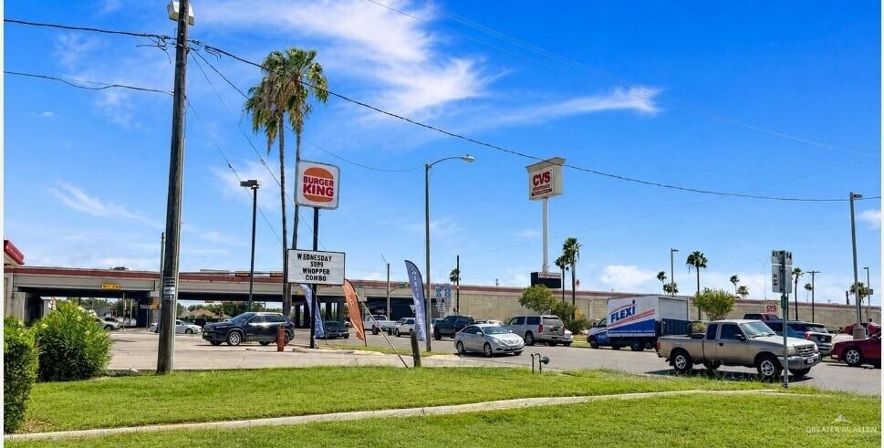 More Photos Of 605 N Main St, Donna Medical For Sale