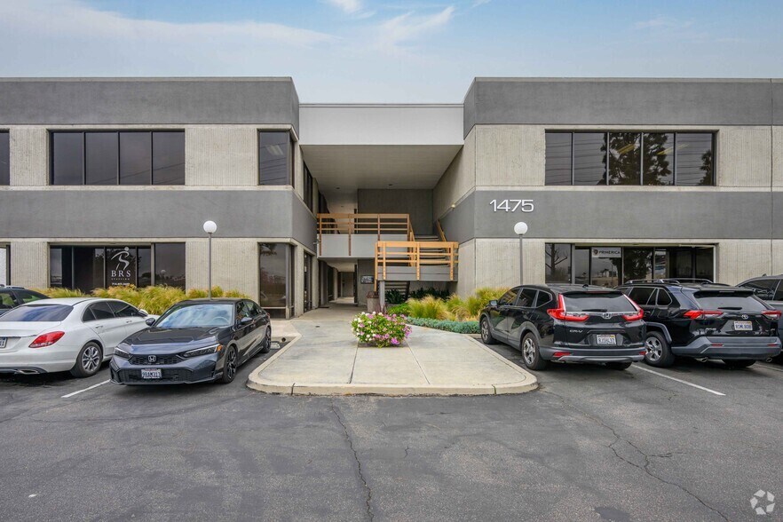 More Photos Of 1475 S State College Blvd, Anaheim Medical For Lease