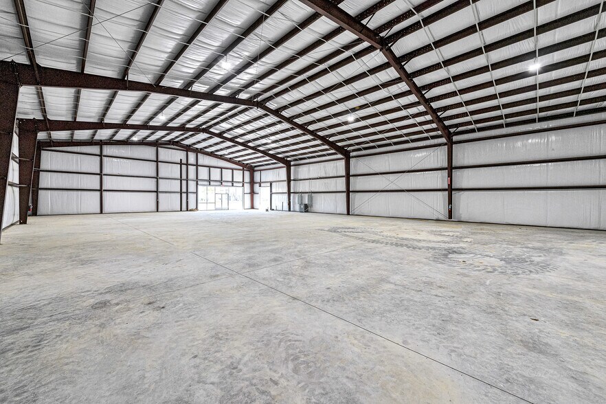 More Photos Of 11555 Gaston, Katy Industrial For Lease