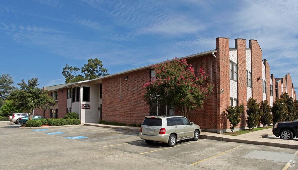 More Photos Of 2133 Silverside Dr, Baton Rouge Office For Lease
