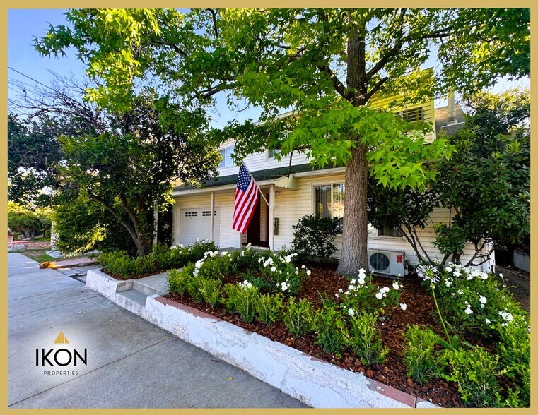 Primary Photo Of 2520 Montrose Ave, Montrose Apartments For Sale
