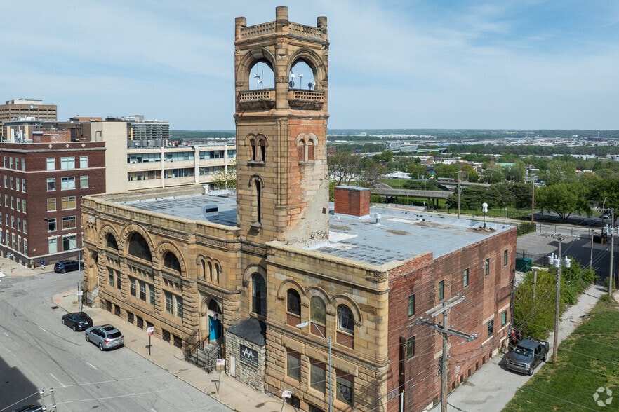 More Photos Of 1000 E 9th St, Kansas City Religious Facility For Sale