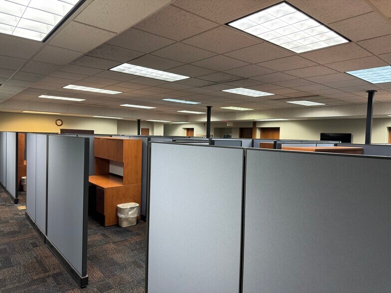 More Photos Of 555 Scott St, Wausau Office For Lease