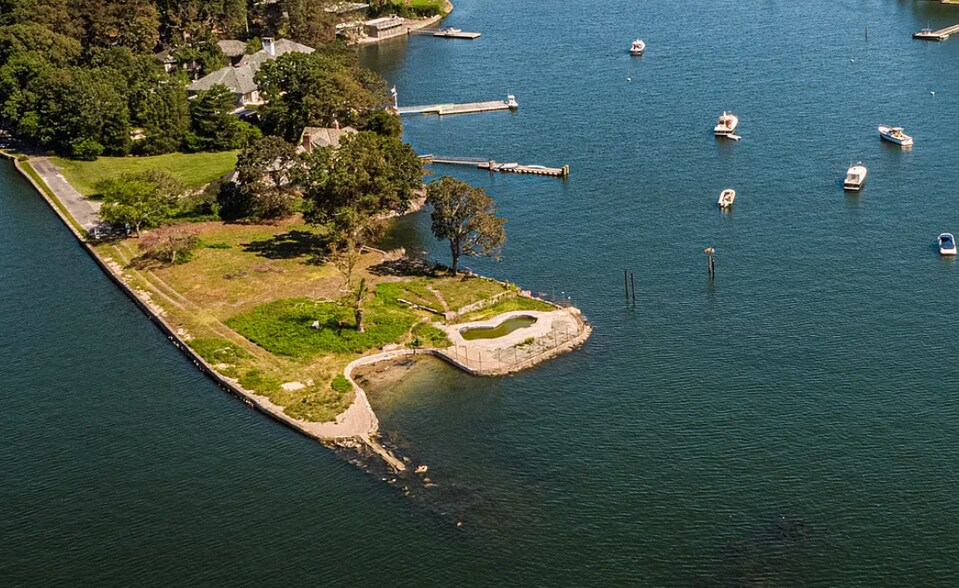 More Photos Of 1350 Greacen Point Rd, Mamaroneck Land For Sale