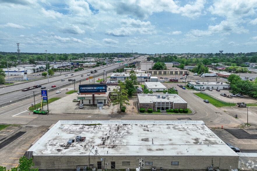 More Photos Of 5339 I-55, Jackson Office For Lease
