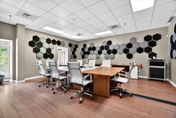 More Photos Of 418 Rue Sherbrooke E, Montréal Loft Creative Space For Sale