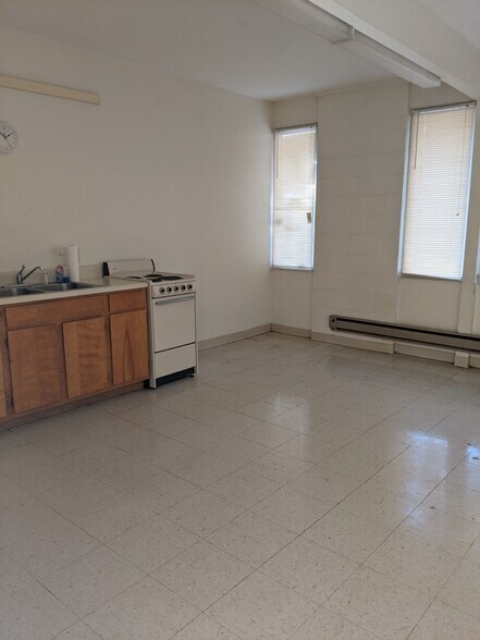 More Photos Of 955 Meadowbrook Rd, Asheboro Religious Facility For Lease