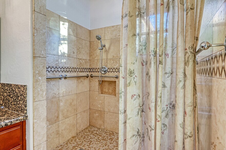 More Photos Of 26808 N 24th Ave, Phoenix Assisted Living For Sale