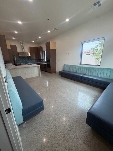 More Photos Of 2882 E Russell Rd, Las Vegas Office For Sale