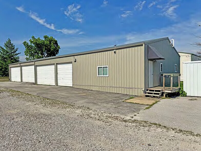 Primary Photo Of 1958 Llewellyn Rd, Belleville Flex For Sale