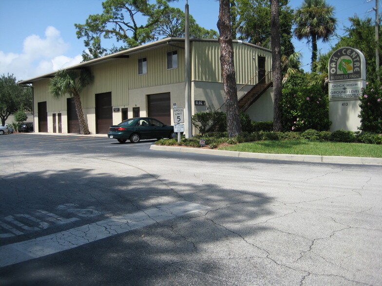 More Photos Of 413 Oak Pl, Port Orange Warehouse For Lease