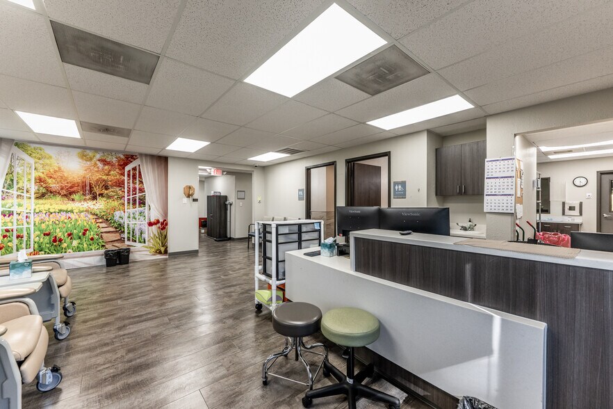 More Photos Of 130 Medical Center Pky, Huntsville Medical For Sale