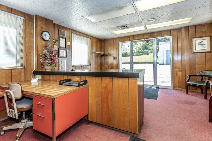 More Photos Of 283 N Main St, Fredericktown Industrial For Sale