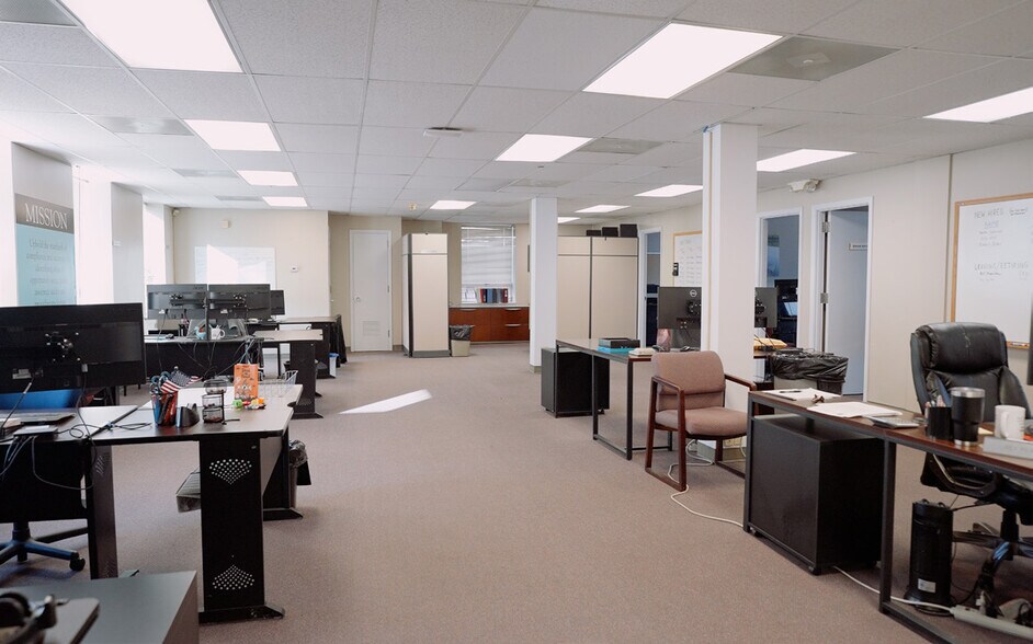 More Photos Of , Kansas City Office For Sale