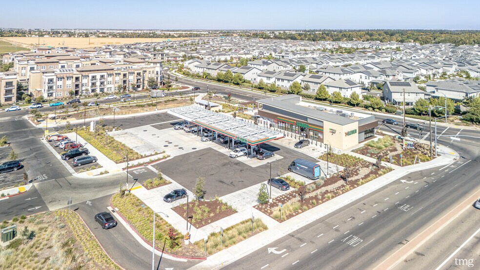 More Photos Of 3311 W El Camino Ave, Sacramento Freestanding For Sale