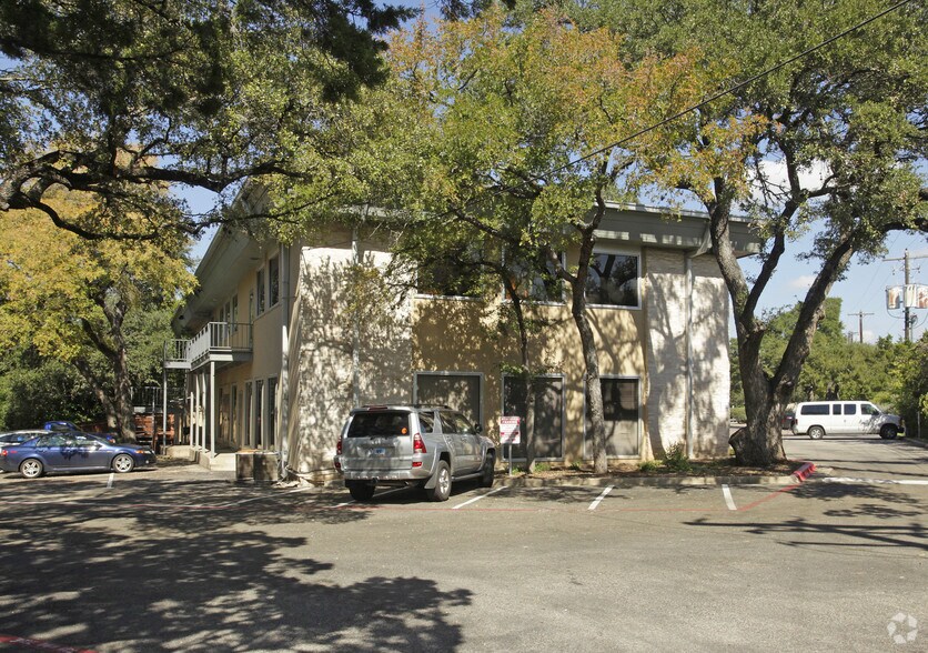 More Photos Of 3839 Bee Caves Rd, Austin Office For Lease