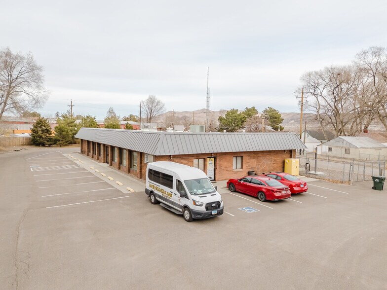 More Photos Of 1750 Manzanita Dr, Elko Office Residential For Sale