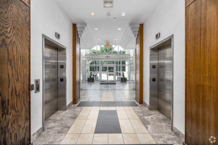More Photos Of 2191 Defense Hwy, Crofton Medical For Lease