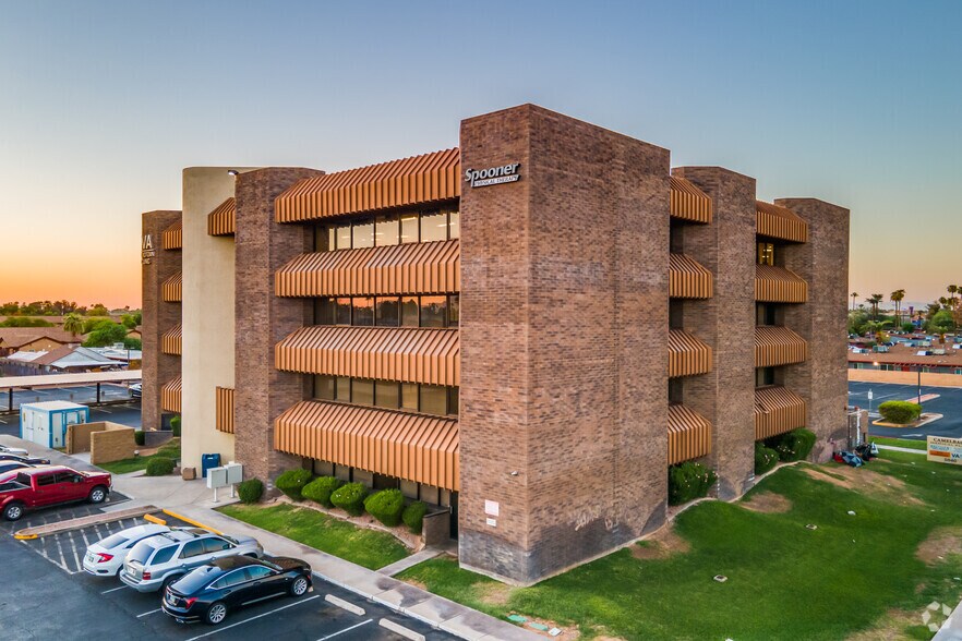 More Photos Of 5040 N 15th Ave, Phoenix Medical For Lease