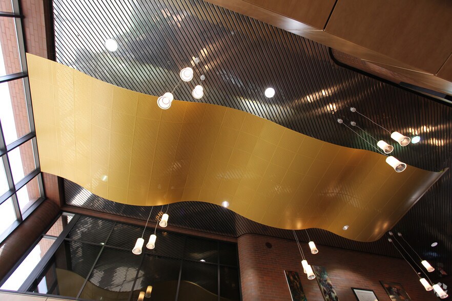 More Photos Of 250 Monroe Ave NW, Grand Rapids Coworking Space