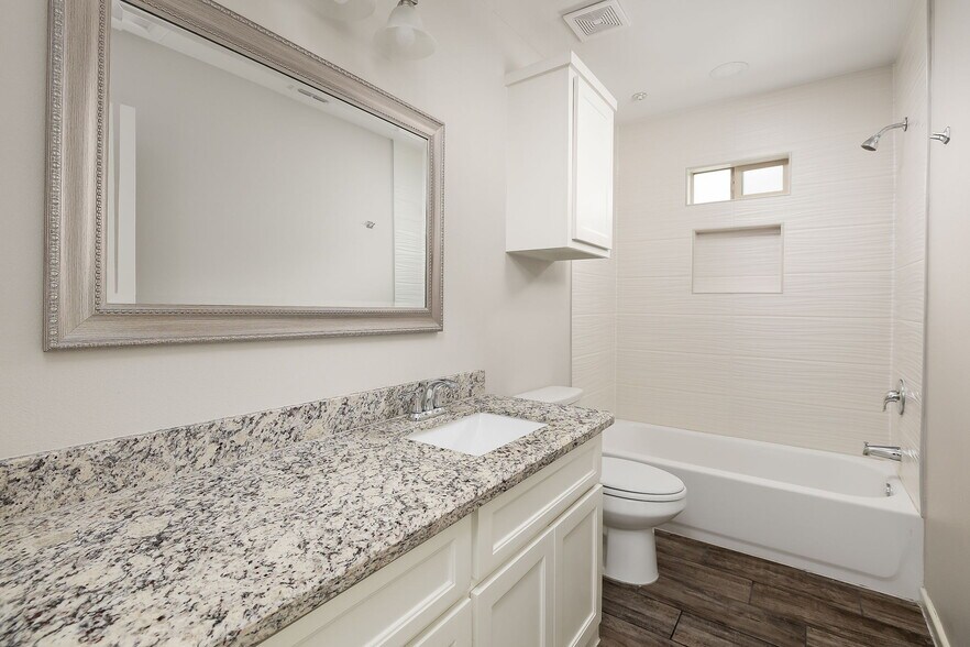 More Photos Of 1409 Alta Vista Dr, Progreso Lakes Multifamily For Sale