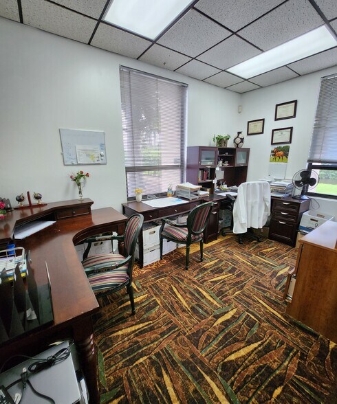 More Photos Of 3003 S Congress Ave, Lake Worth Medical For Sale