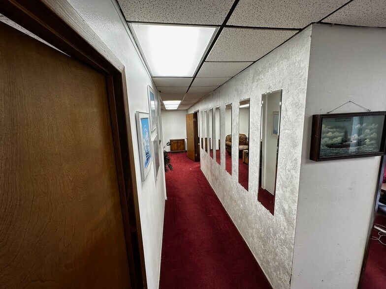 More Photos Of 212 N 16th St, La Porte Light Distribution For Sale
