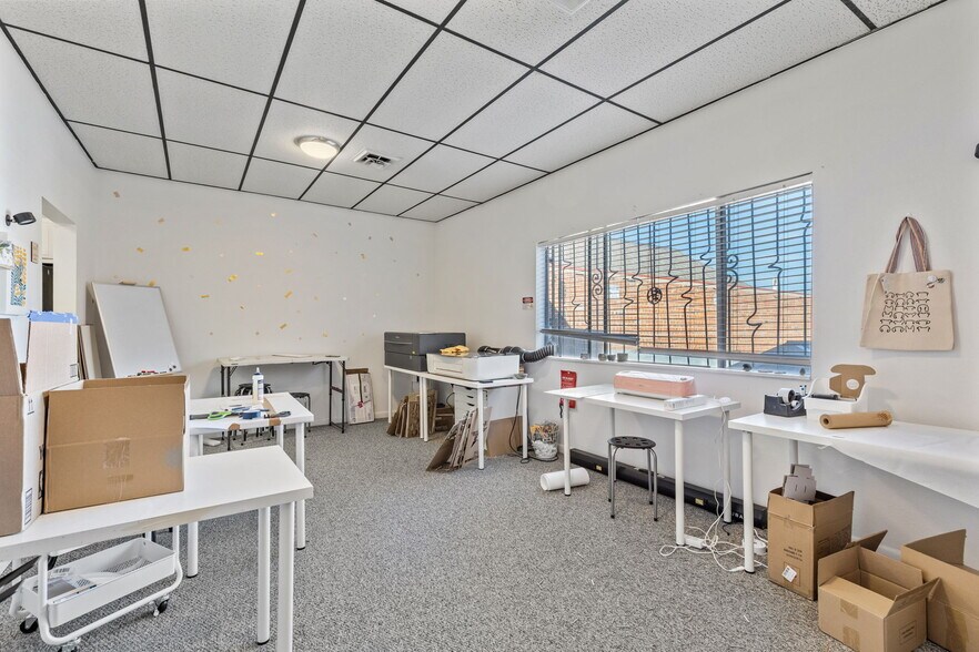 More Photos Of 324 Main St, Longmont Storefront Retail Office For Lease