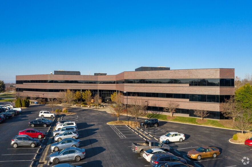 Primary Photo Of 9100 Shelbyville Rd, Louisville Office For Lease