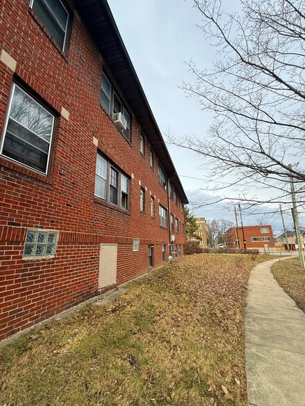 More Photos Of 5819 E Washington St, Indianapolis Apartments For Sale