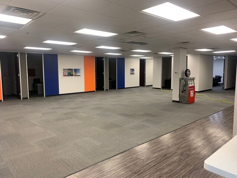 More Photos Of 10245 W Little York Rd, Houston Light Distribution For Lease