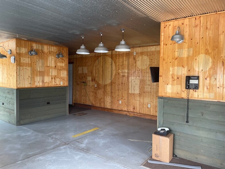 More Photos Of 501 E Robb Ave, Lima Industrial For Sale