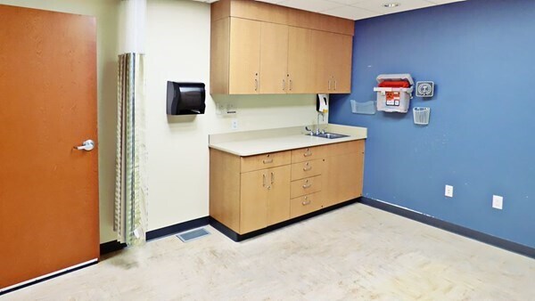 More Photos Of 360 Brockton Ave, Abington Medical For Lease