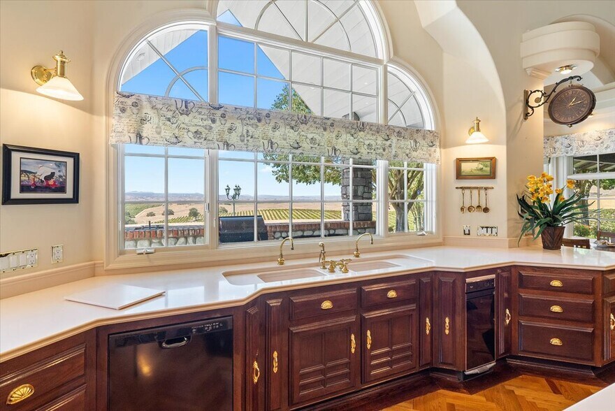 More Photos Of 8283 Cross Canyons Rd, San Miguel Winery Vineyard For Sale
